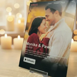 Personalizowana Szklana Karta ze Zdjęciem – Wasza Historia w Filmowym Stylu